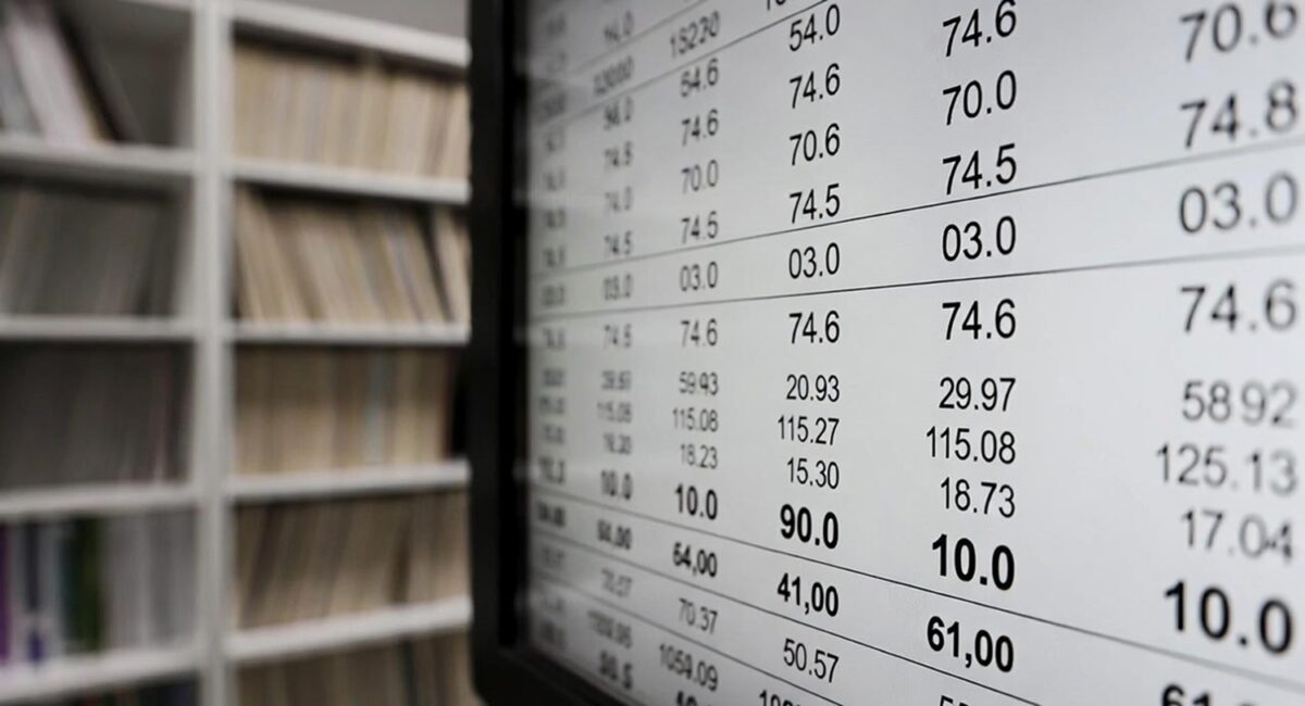 Why Banks Borrowed Record $74.6 Billion from Fed SRF in Year-End 2025 Liquidity Operations — And What Experts Really Say